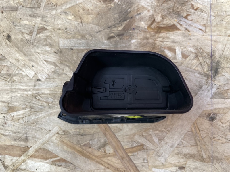 Воздушный дефлектор салона