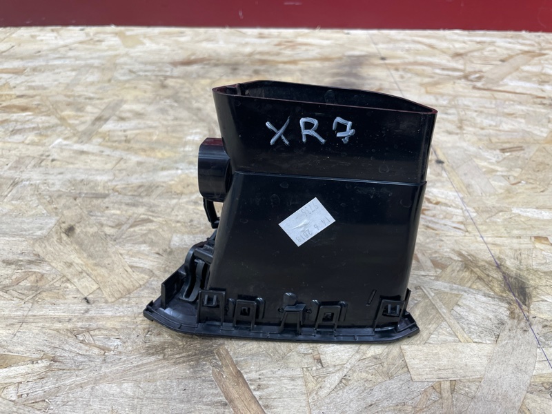 Воздушный дефлектор салона