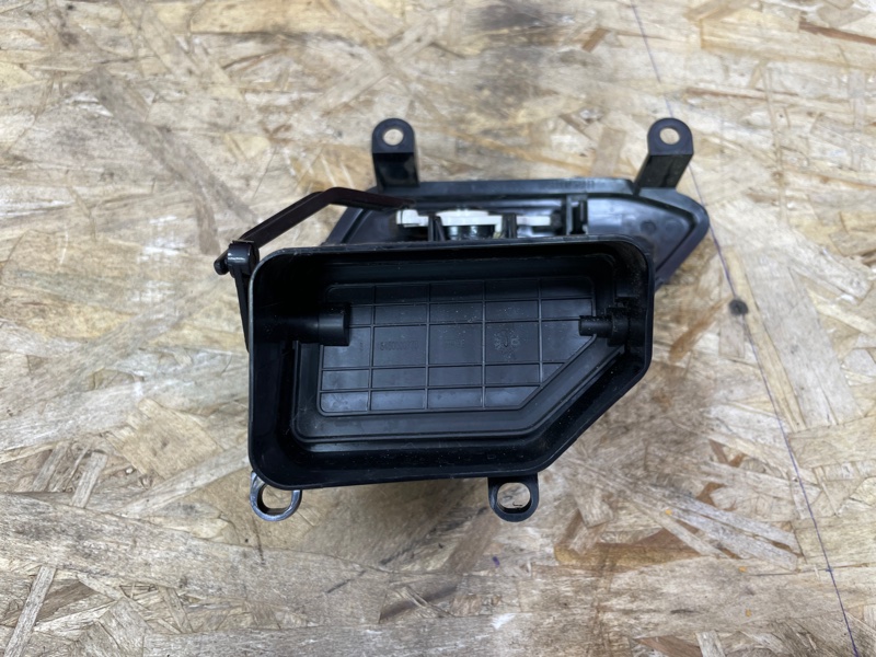 Воздушный дефлектор салона