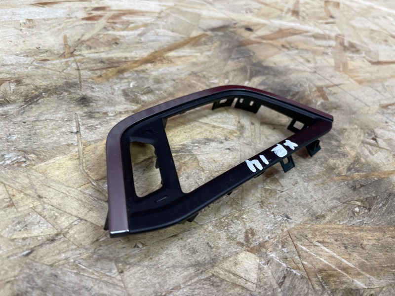 Накладка воздушного дефлектора салона