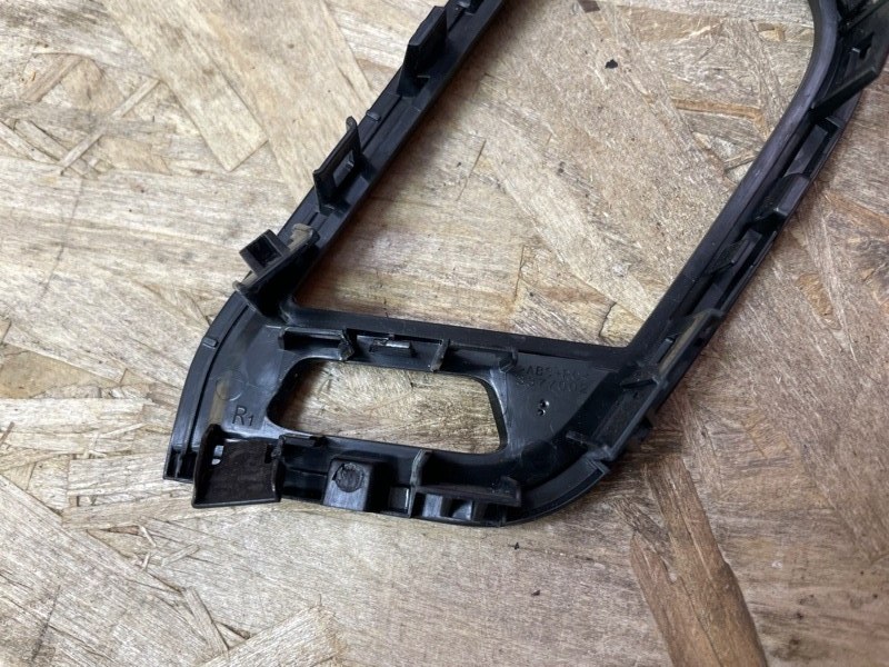 Накладка воздушного дефлектора салона