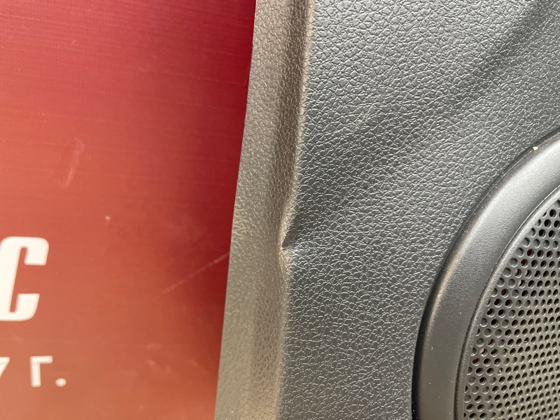 Обшивка боковой двери