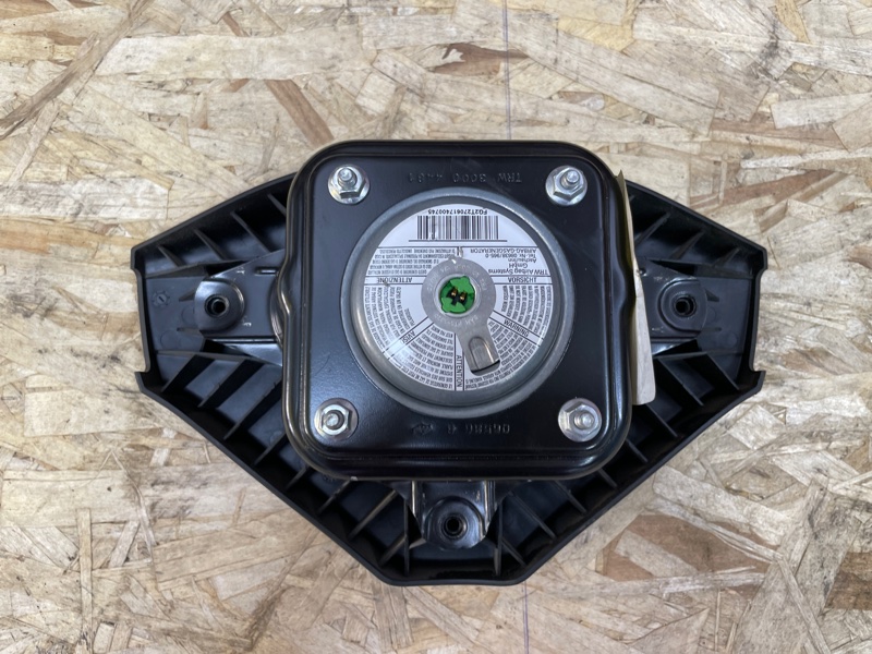 Подушка безопасности водителя