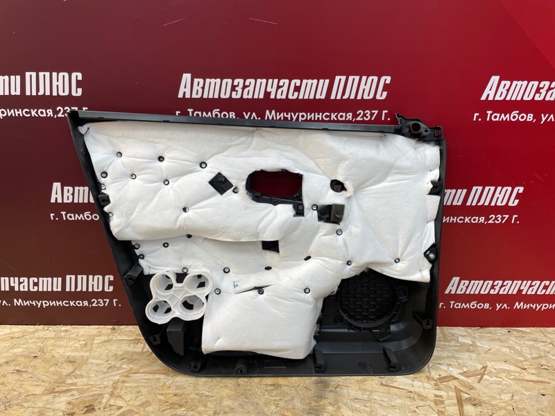 Обшивка боковой двери