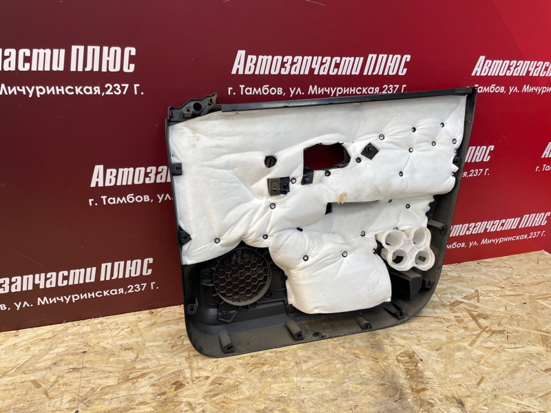 Обшивка боковой двери