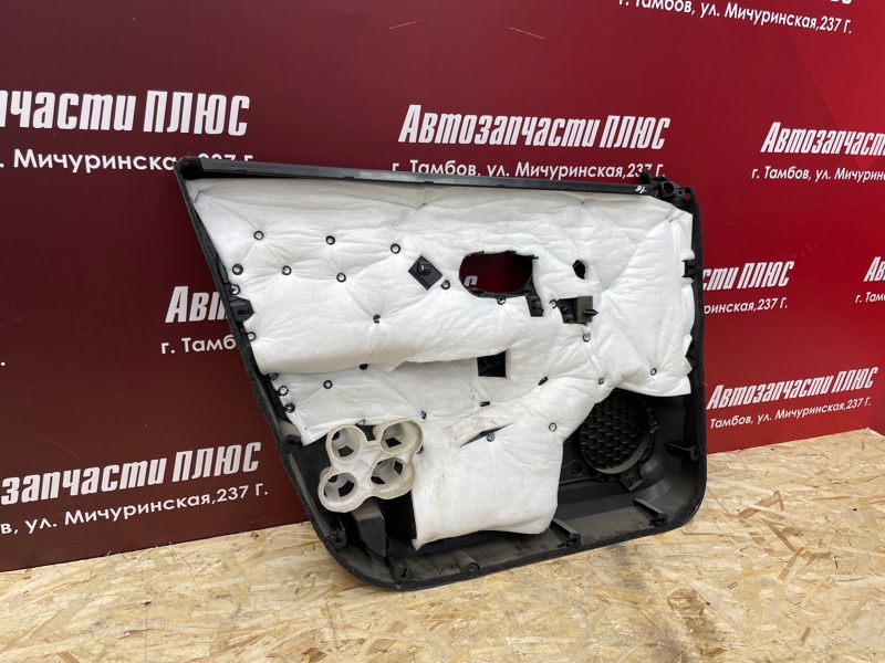 Обшивка боковой двери