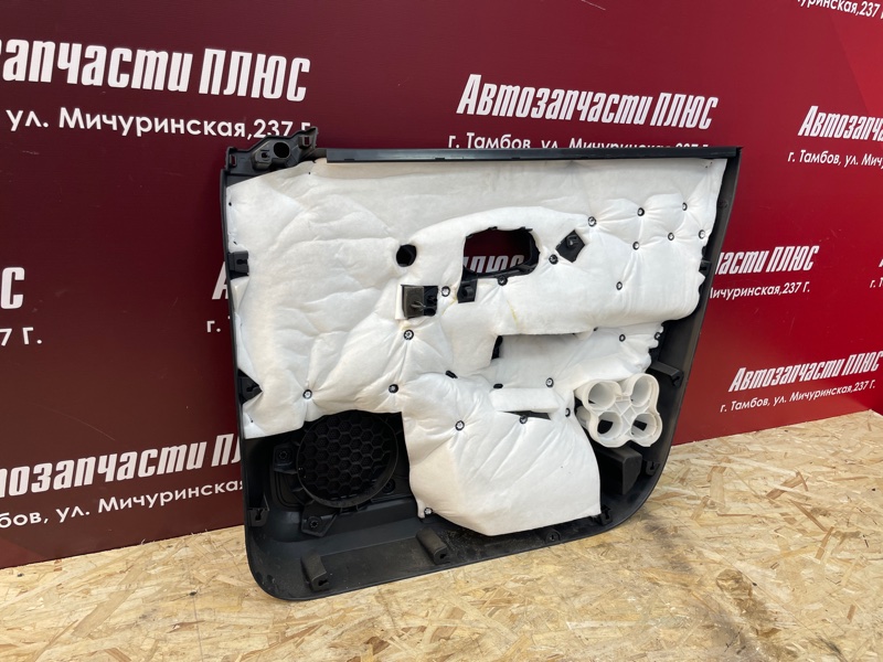 Обшивка боковой двери