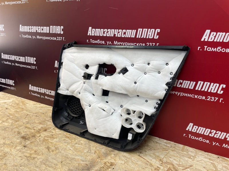 Обшивка боковой двери
