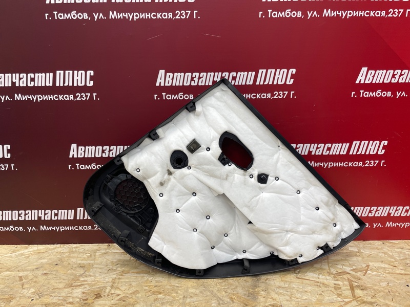 Обшивка боковой двери