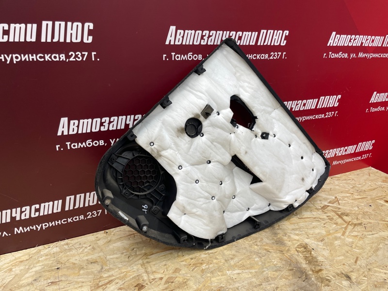 Обшивка боковой двери