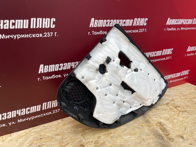 Обшивка боковой двери