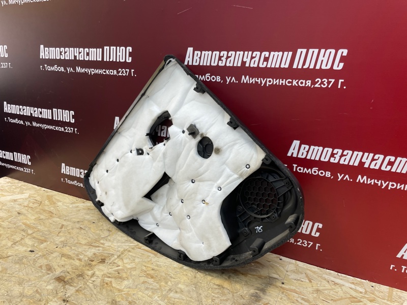 Обшивка боковой двери