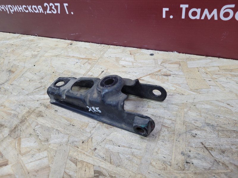 Кронштейн    опоры двигателя