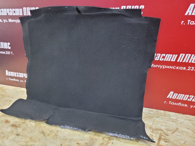 Обшивка пола багажника