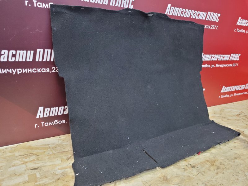 Обшивка пола багажника
