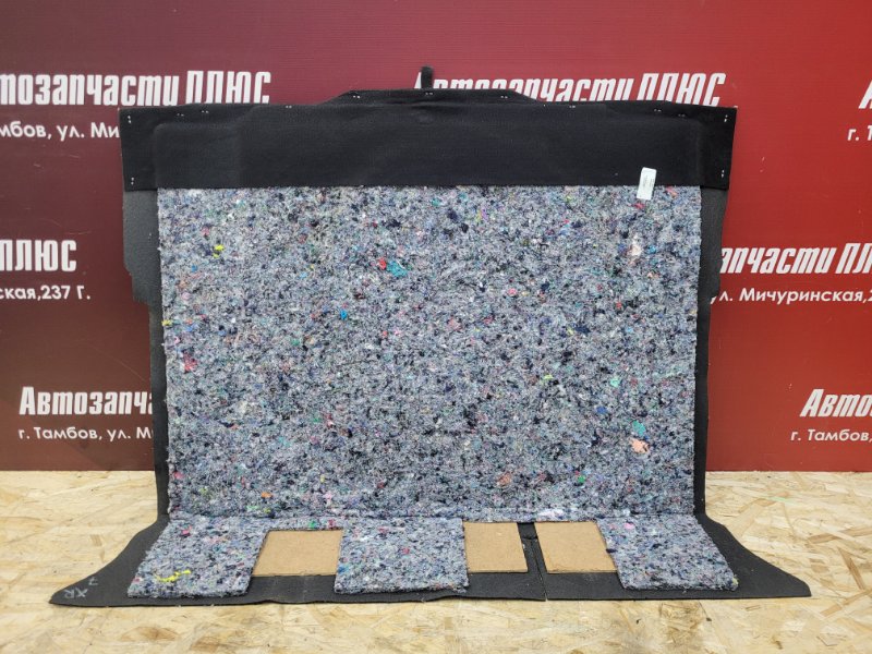 Обшивка пола багажника