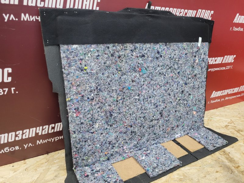 Обшивка пола багажника