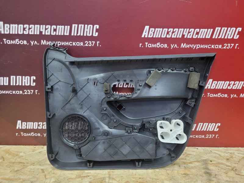 Обшивка боковой двери