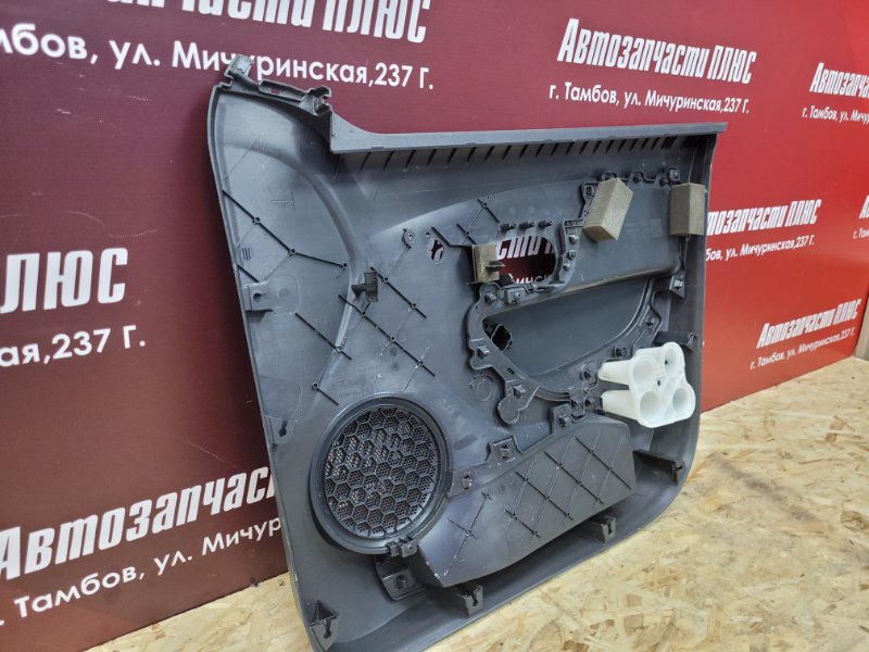 Обшивка боковой двери