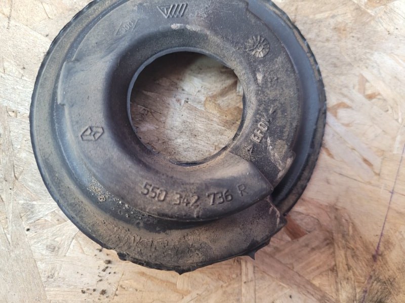 Верхняя опора    пружины