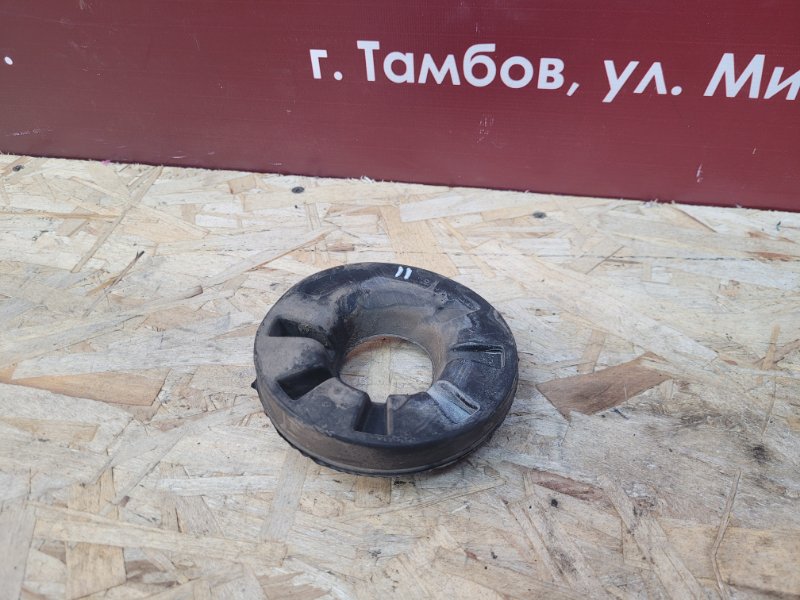 Верхняя опора    пружины