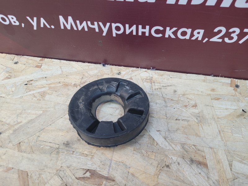 Верхняя опора    пружины