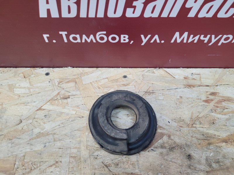 Верхняя опора    пружины