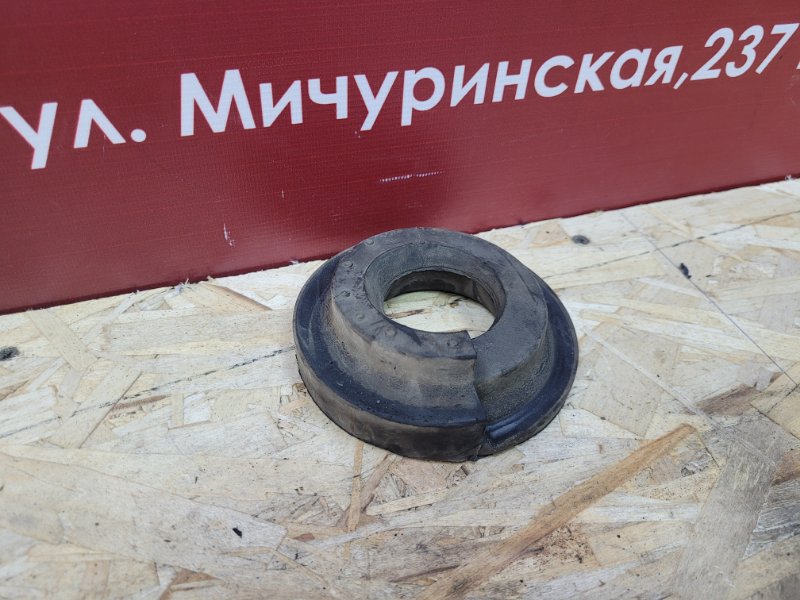 Верхняя опора    пружины