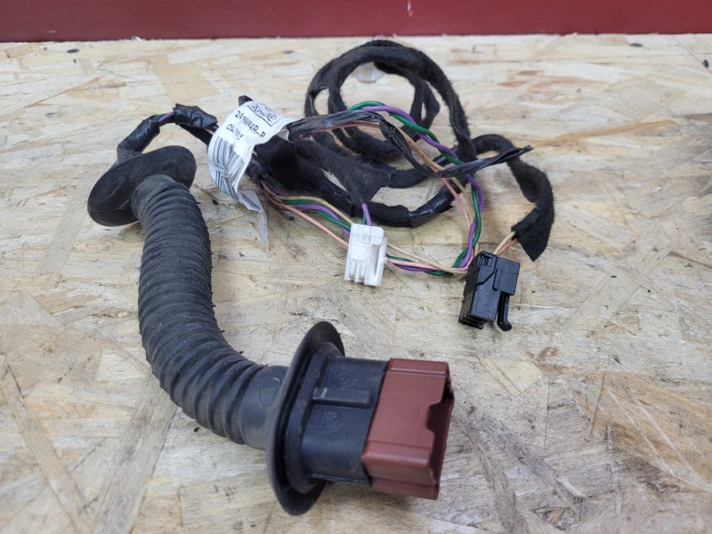 Проводка      двери