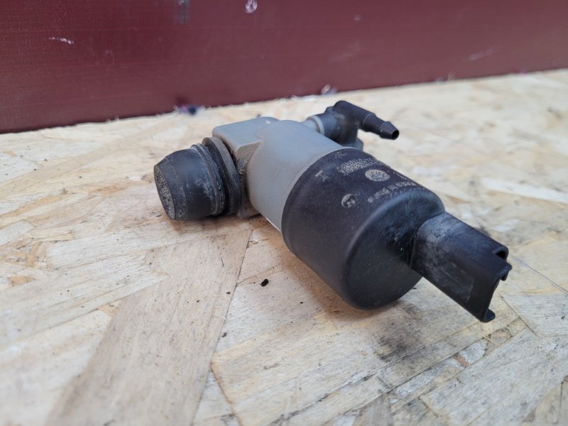 Моторчик бачка омывателя