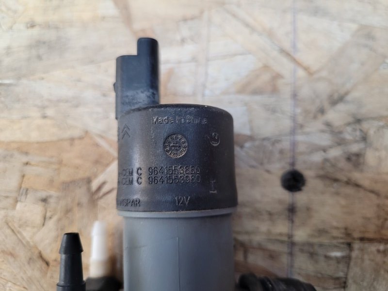 Моторчик бачка омывателя