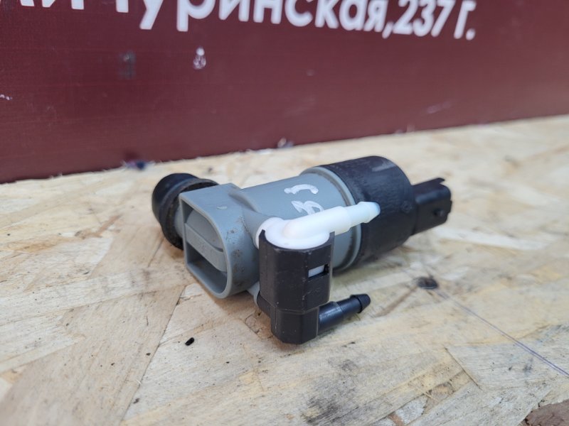 Моторчик бачка омывателя