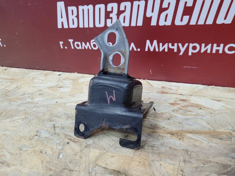 Опора двигателя