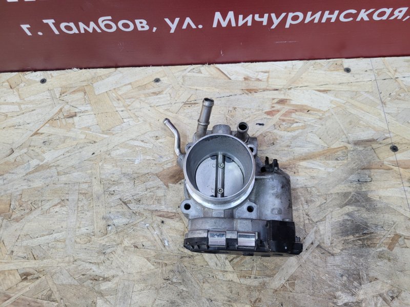 Дроссельная заслонка