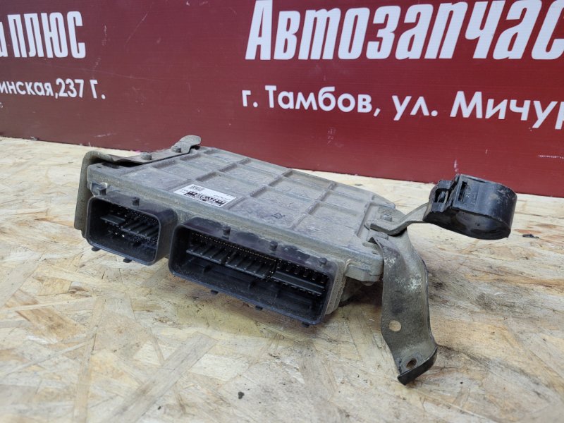 Блок управления двигателем