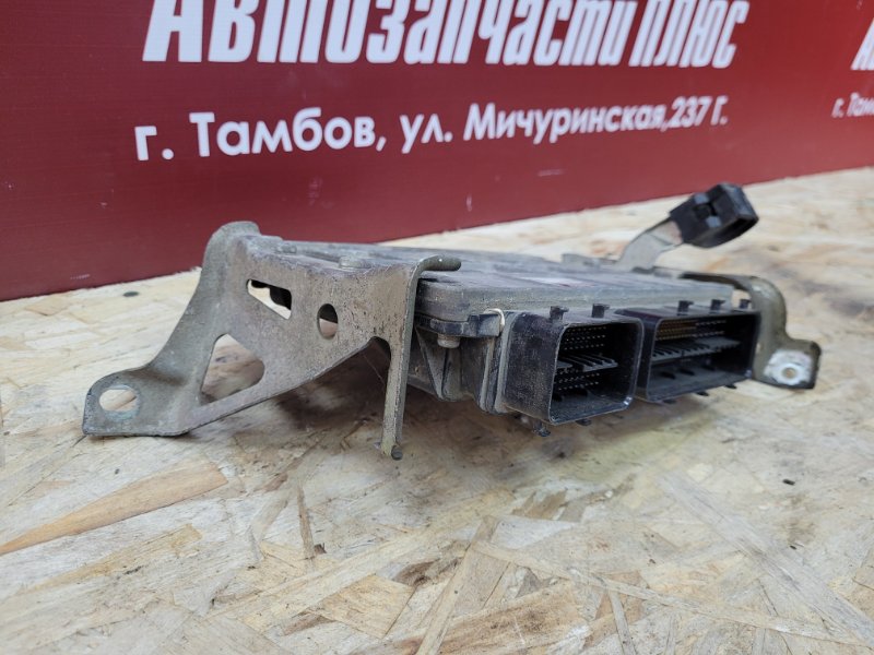 Блок управления двигателем