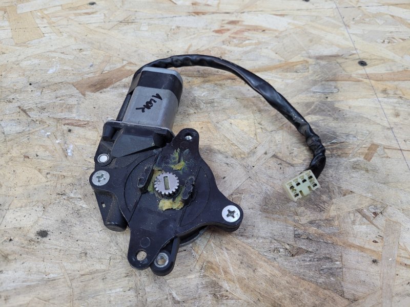 Моторчик люка