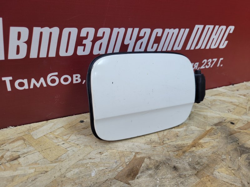 Лючок бензобака