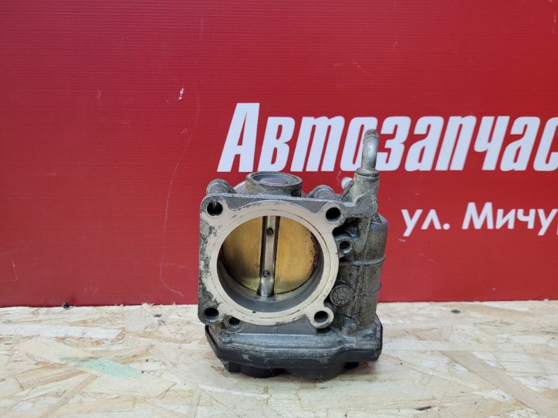 Дроссельная заслонка