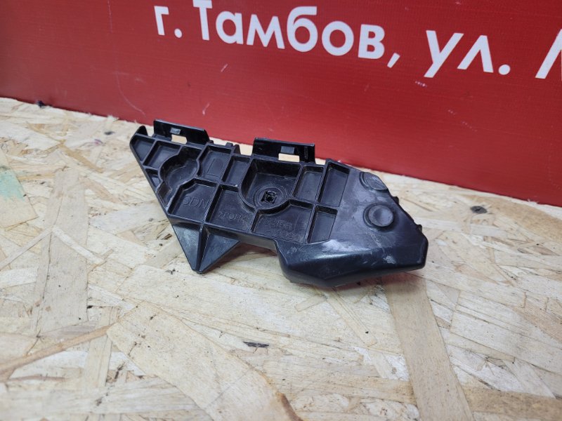 Кронштейн бампера