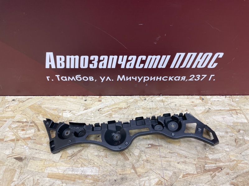 Кронштейн бампера