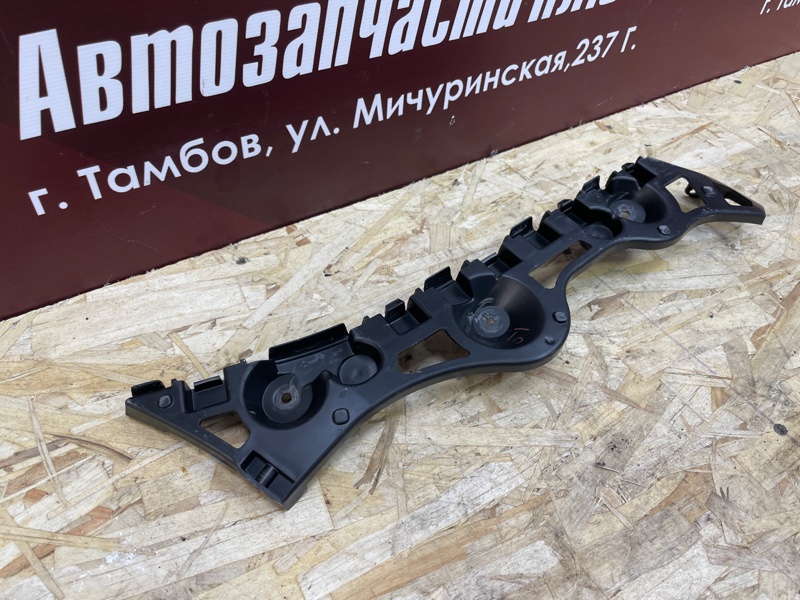 Кронштейн бампера