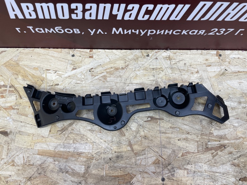 Кронштейн бампера