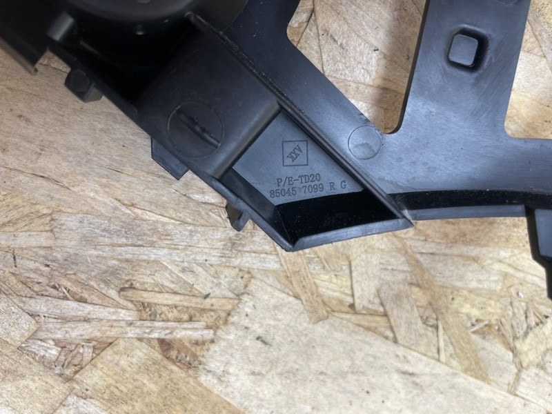 Кронштейн бампера