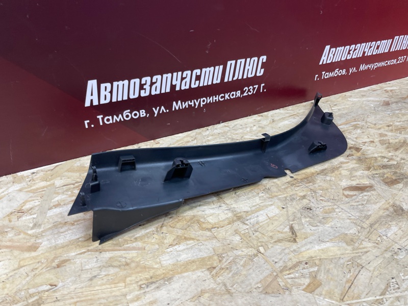 Обшивка стойки