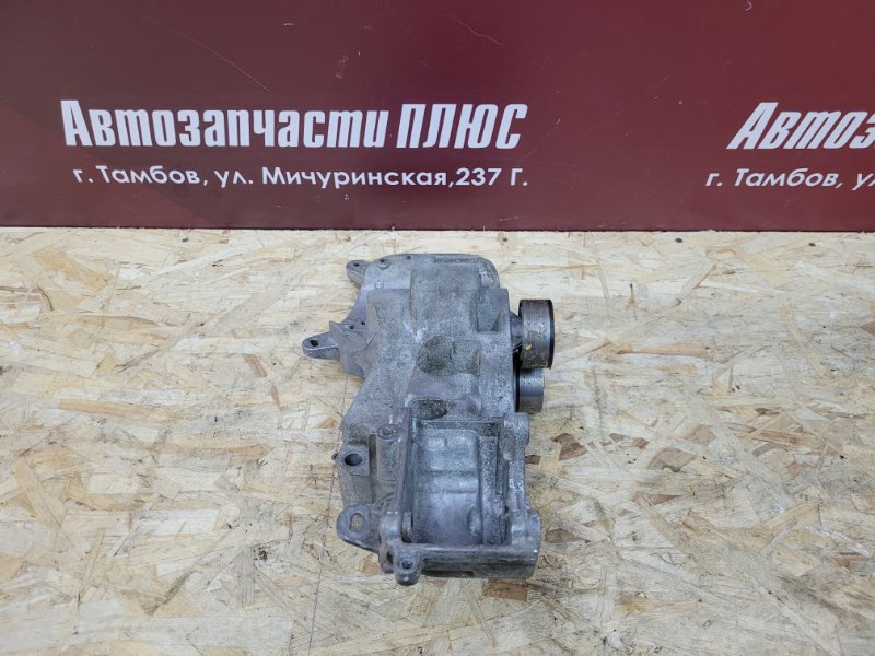 Кронштейн генератора