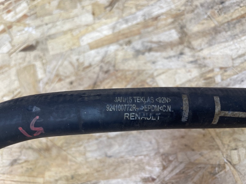 Патрубок отопителя