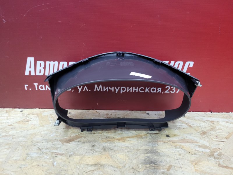 Козырек щитка приборов