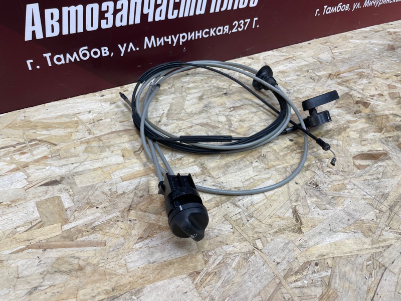 Трос замка капота