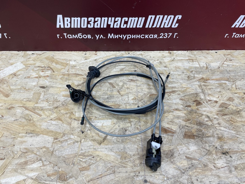 Трос замка капота